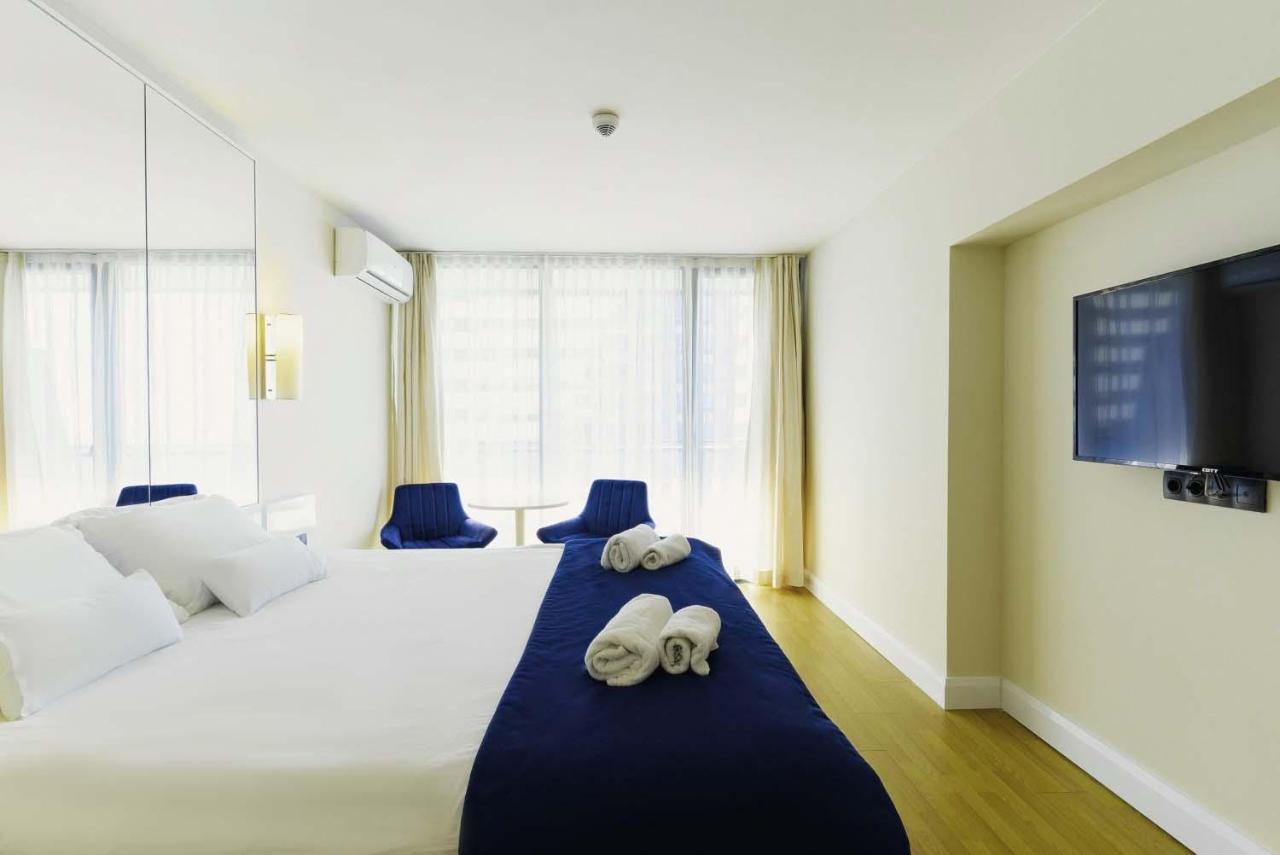 Elegance Sea View Aparthotel In Orbi City Batumi Esterno foto