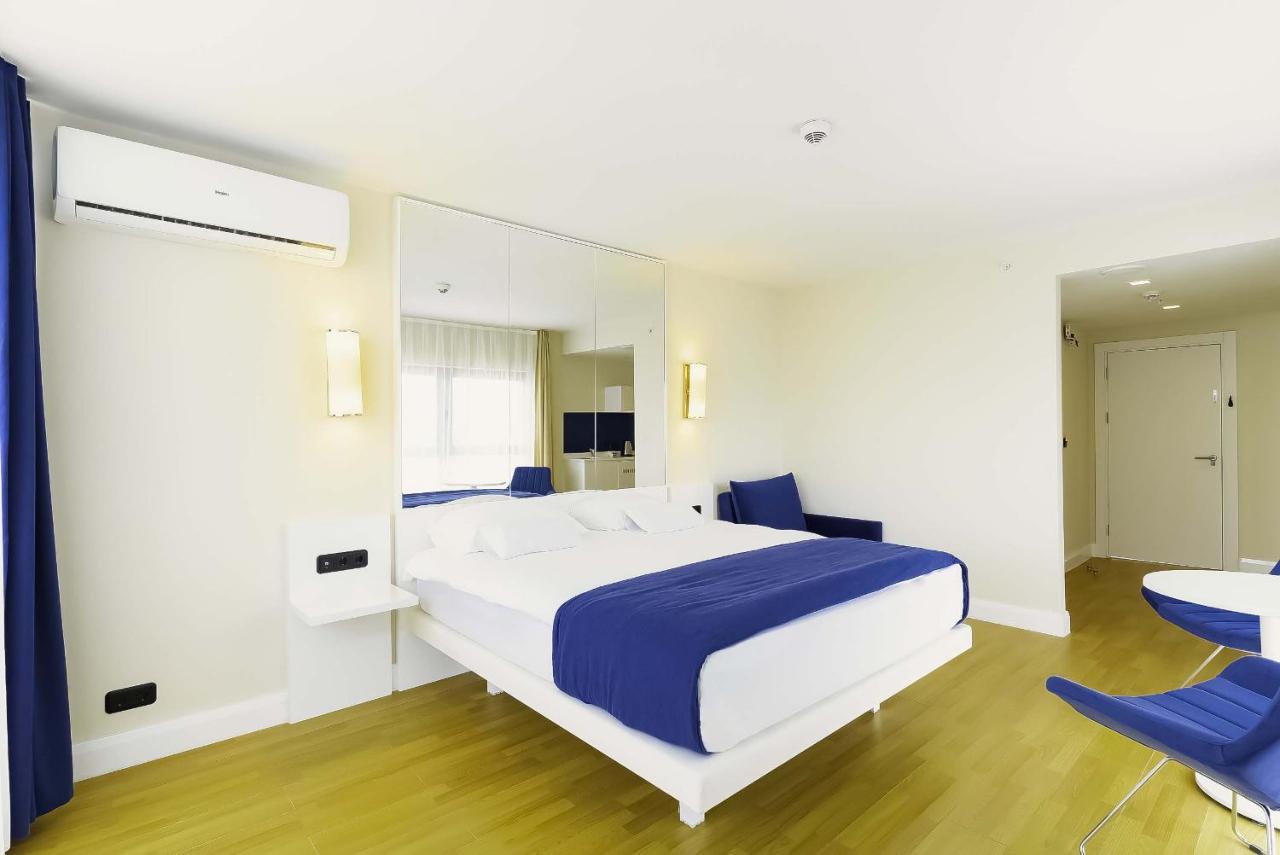 Elegance Sea View Aparthotel In Orbi City Batumi Esterno foto