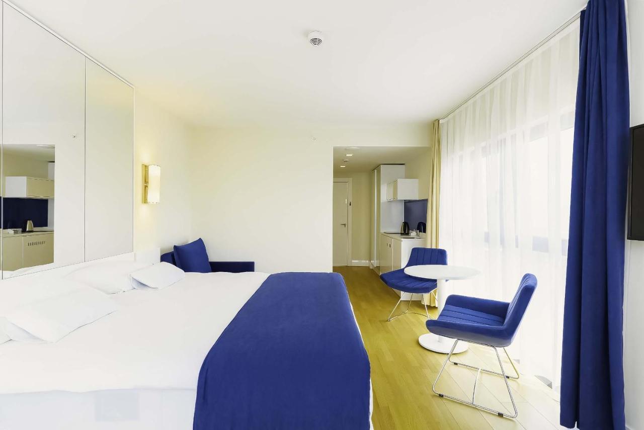 Elegance Sea View Aparthotel In Orbi City Batumi Esterno foto