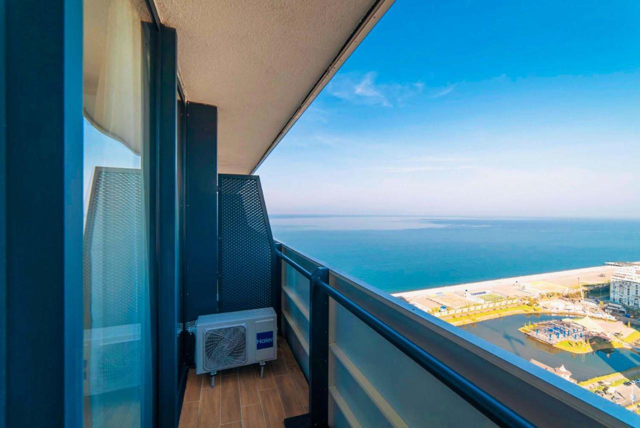 Elegance Sea View Aparthotel In Orbi City Batumi Esterno foto