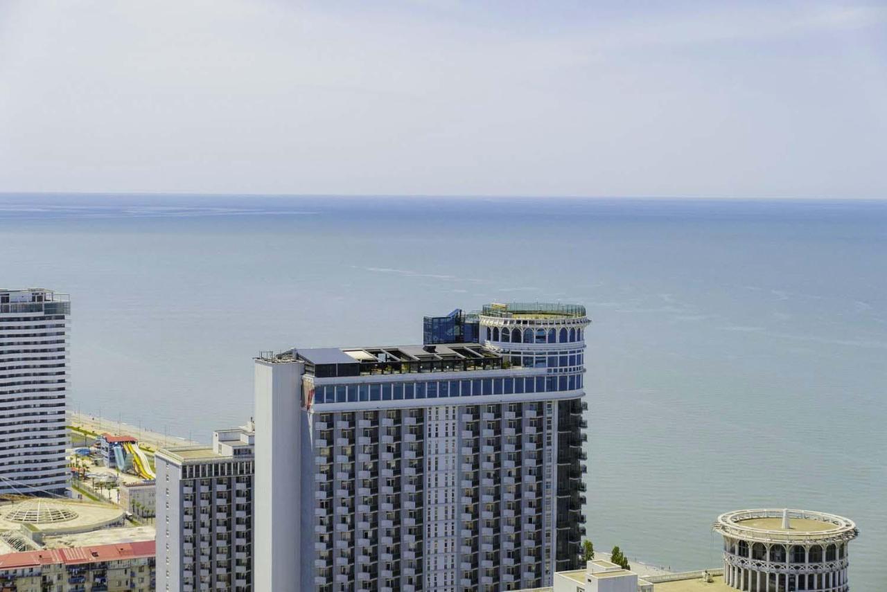 Elegance Sea View Aparthotel In Orbi City Batumi Esterno foto