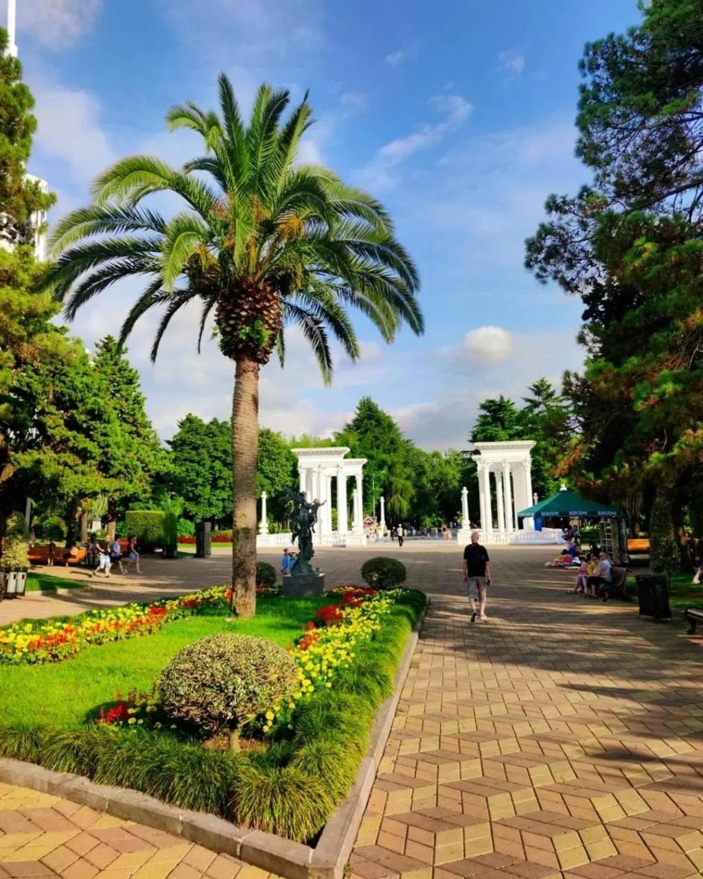 Elegance Sea View Aparthotel In Orbi City Batumi Esterno foto