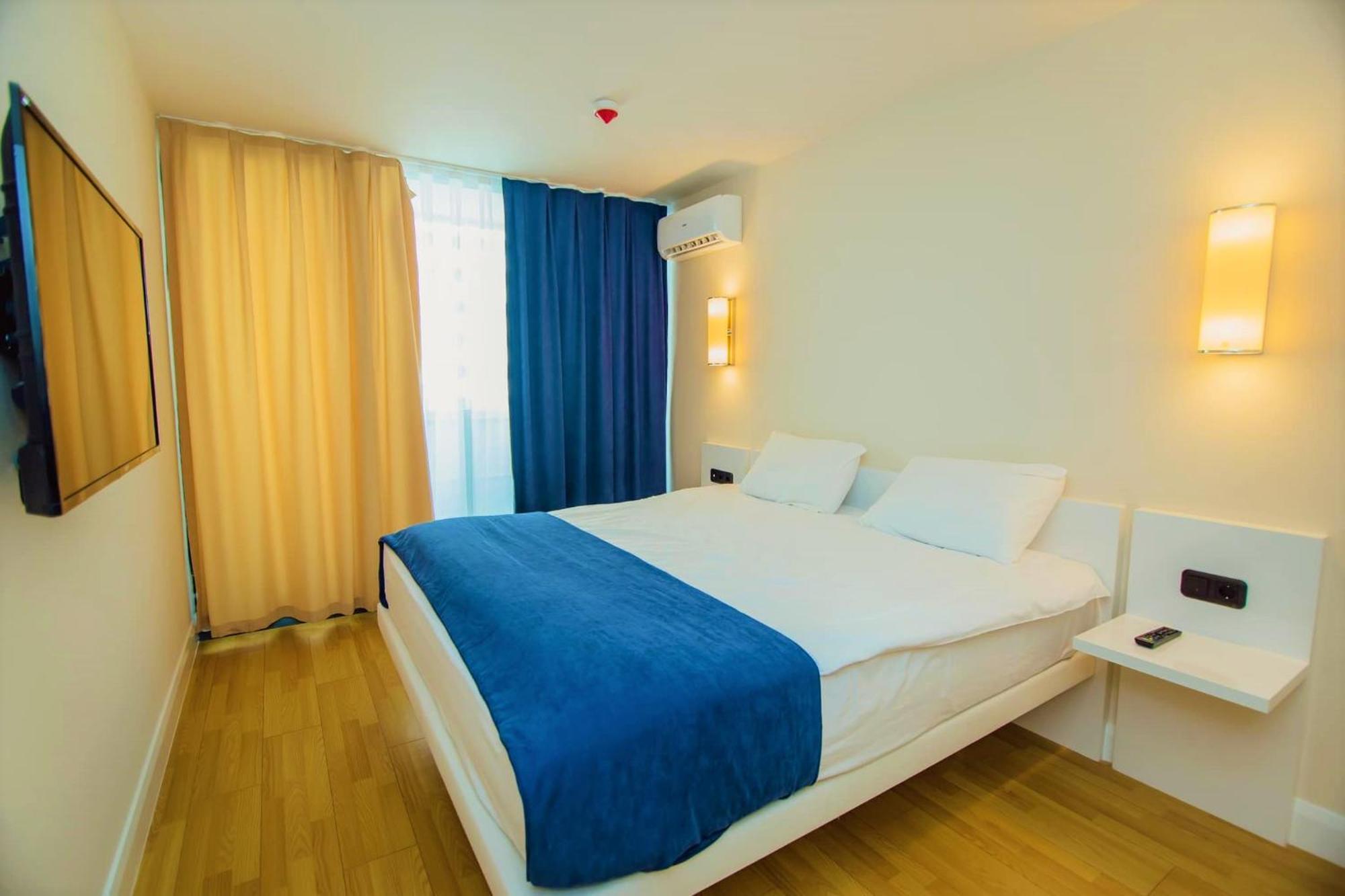 Elegance Sea View Aparthotel In Orbi City Batumi Esterno foto