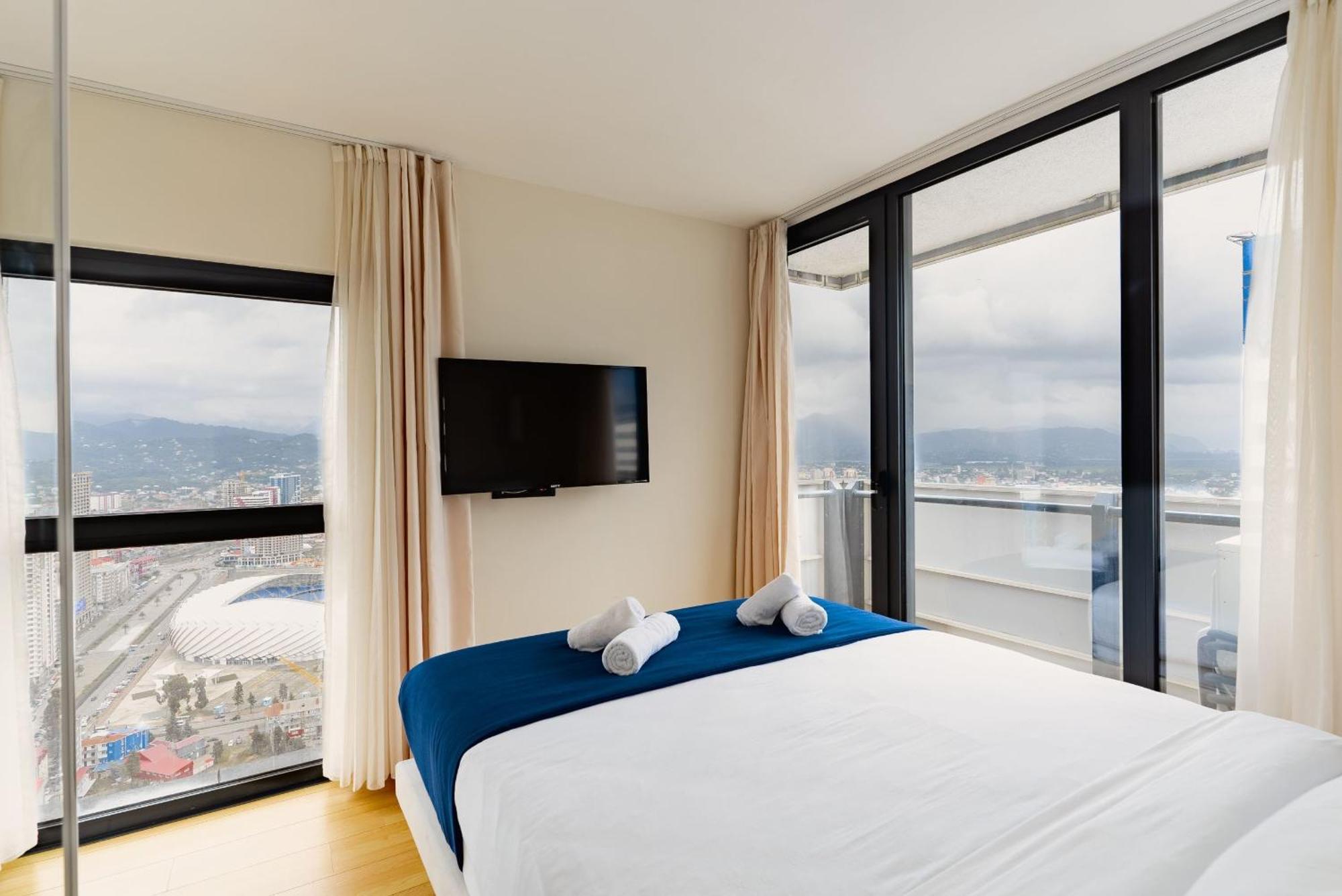 Elegance Sea View Aparthotel In Orbi City Batumi Esterno foto